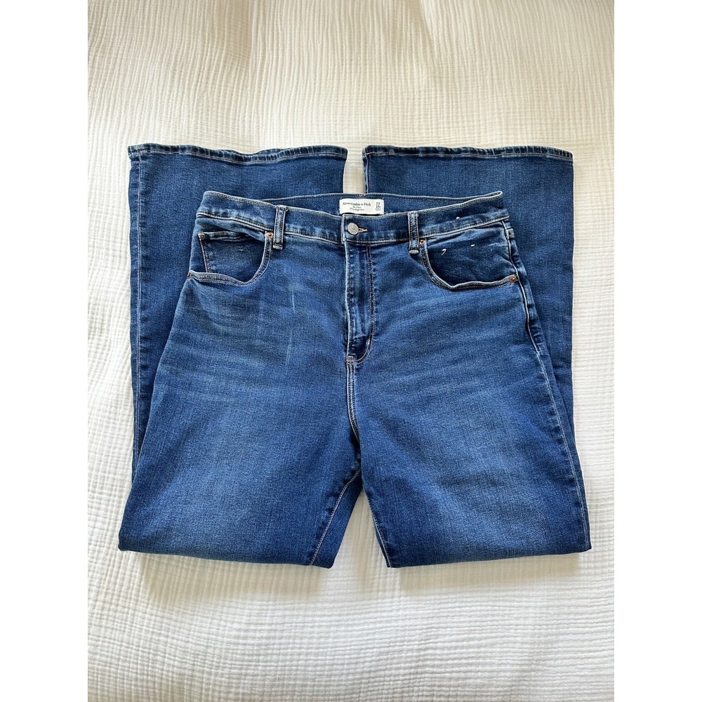 Abercrombie & Fitch The Flare Ultra High Rise Jeans Womens Size 33 / 16 Short